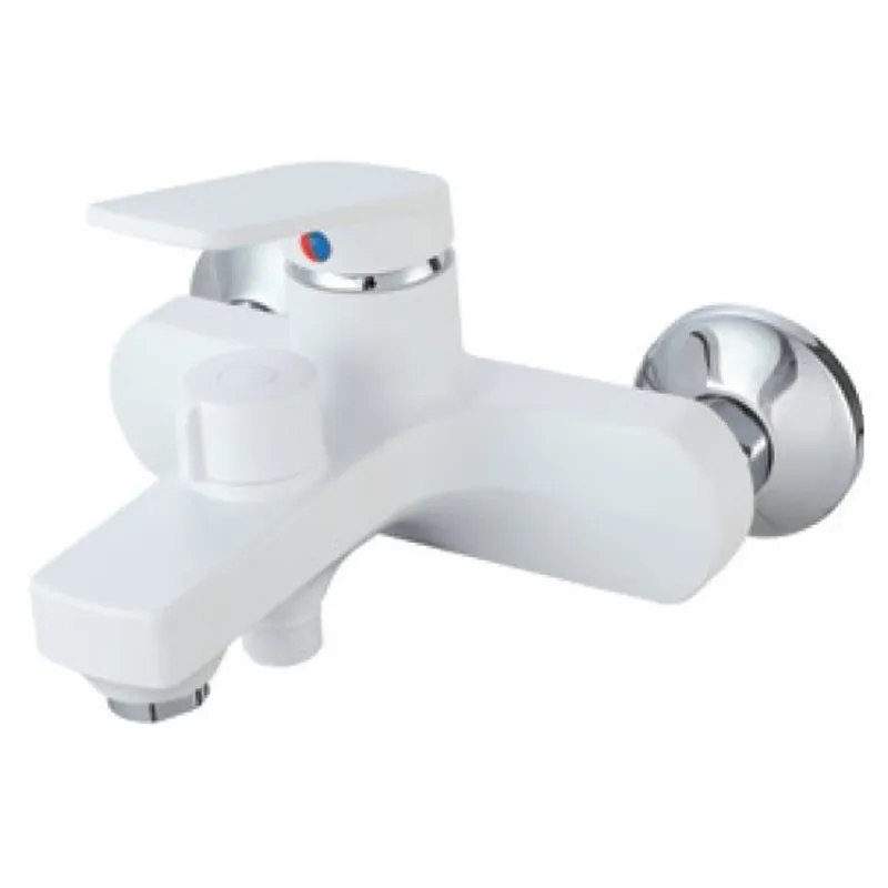 Смеситель для ванны Plamix Lucas-009 Euro set White с шлангом лейкой и кронштейном (PM0708)