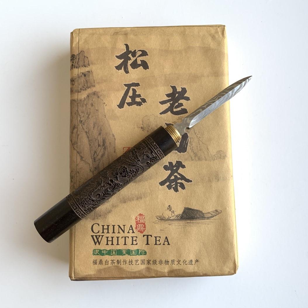 Чай белый Феникс Хаосян Фудин 2015 год кирпич 248 г - фото 2