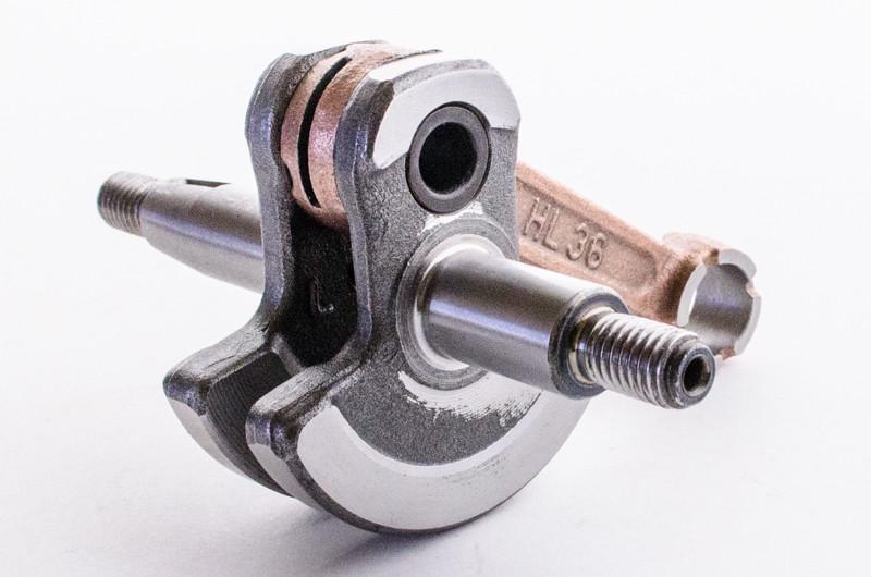 Колінчастий вал для мотокоси серії 330 (3200)