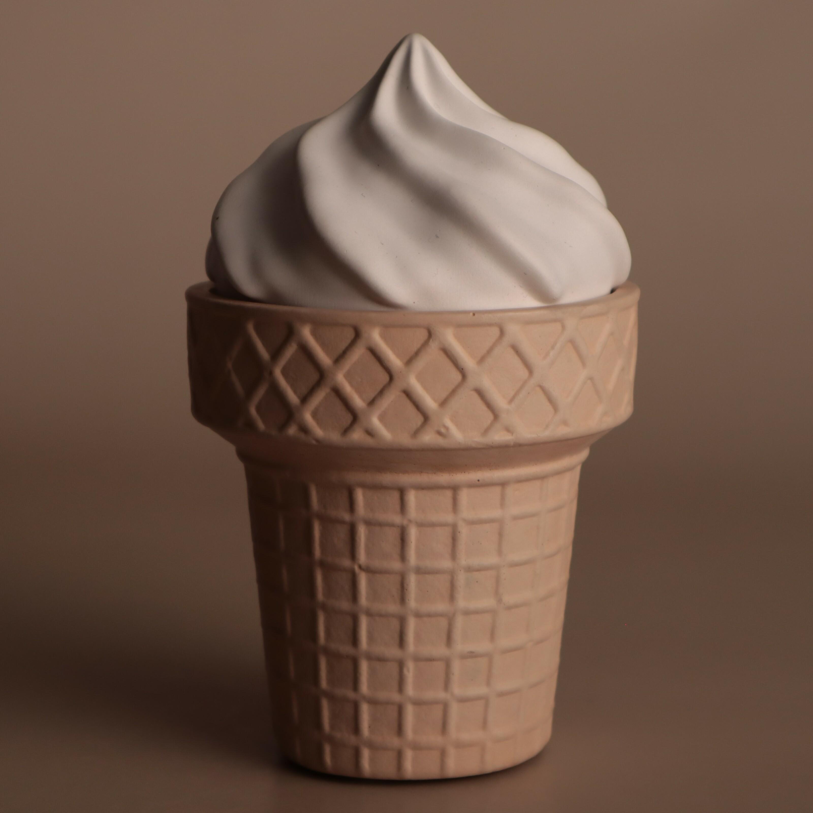 Аромасвічка соєва Wax Harmony Ваніль у гіпсовому кашпо Морозиво Білий (1000551) Аромасвічка соєва Wax Harmony Ваніль у гіпсовому кашпо Морозиво Білий (1000551)