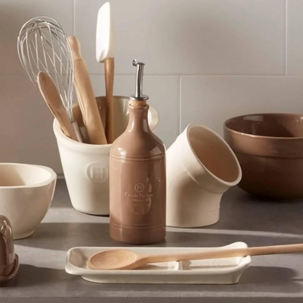 Рукав для соли Emile Henry Kitchen Tools 350 мл Бежевый (020201) - фото 3 Рукав для соли Emile Henry Kitchen Tools 350 мл Бежевый (020201) - фото 3