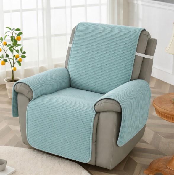 Набор накидок на односпальное кресло из мебельного велюра 53х100/53х90/56х56 см 2 шт. Небесно-голубой (33470377)