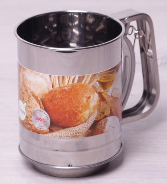 Кружка-сито Kamille с тройным просевом Ø10 см для сыпучих продуктов (KM-7784)