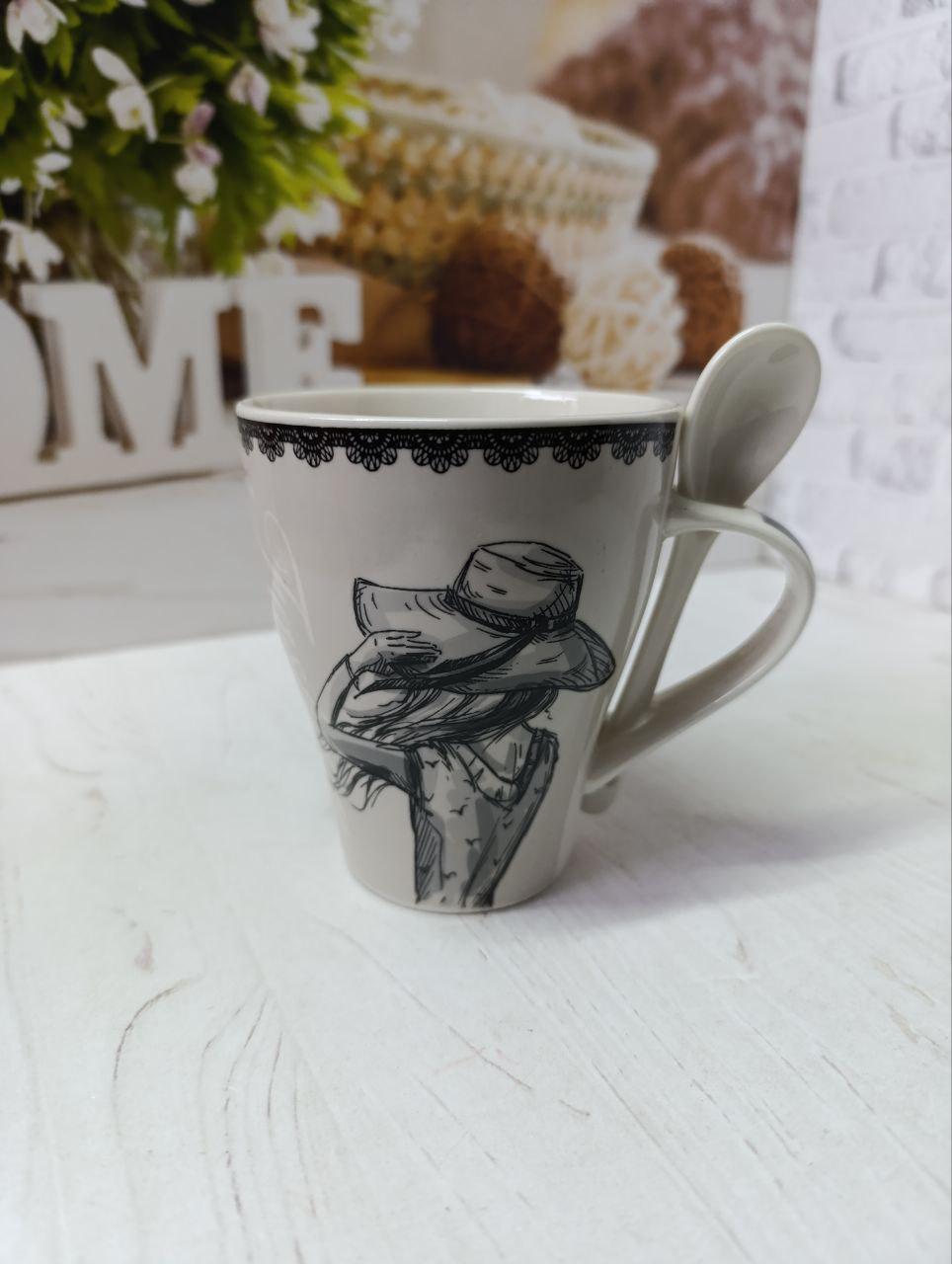 Кружка SNT Fashion Boutique с ложкой фарфора 330 мл (040-01-89-3)