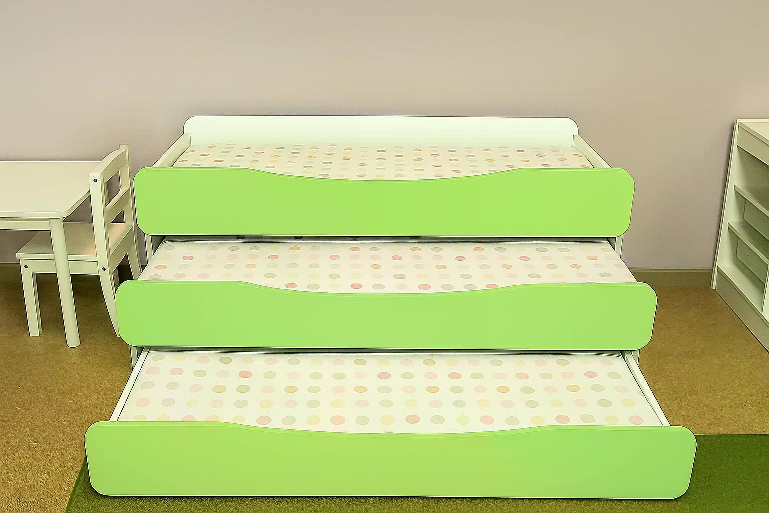 Ліжко 3-х ярусне DS-21 для дошкільних навчальних закладів Зелений - фото 1 Ліжко 3-х ярусне DS-21 для дошкільних навчальних закладів Зелений - фото 1