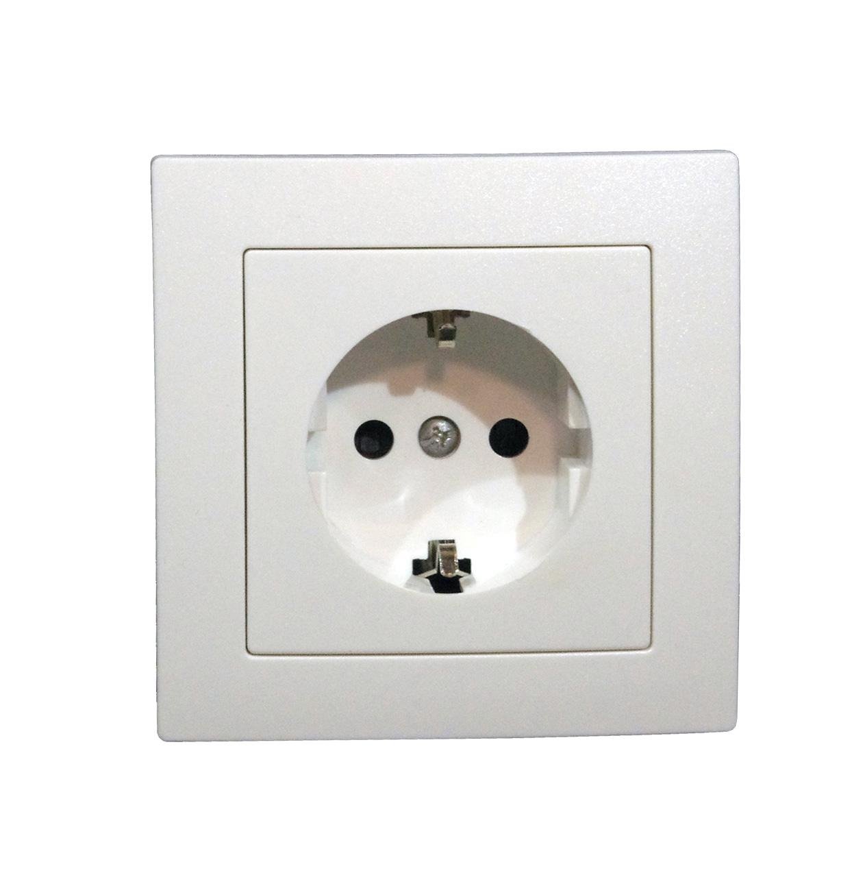 Розетка одинарная Smartfortec HS031G с защитными шторками Белый (44102)