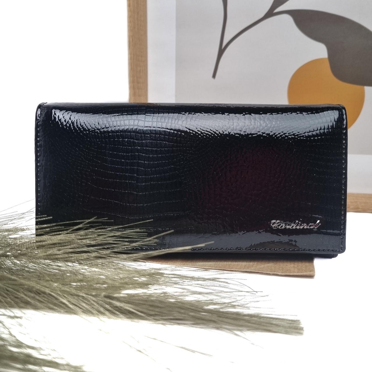 Гаманець жіночий на магніті Cardinal шкіра Чорний (5242-G)