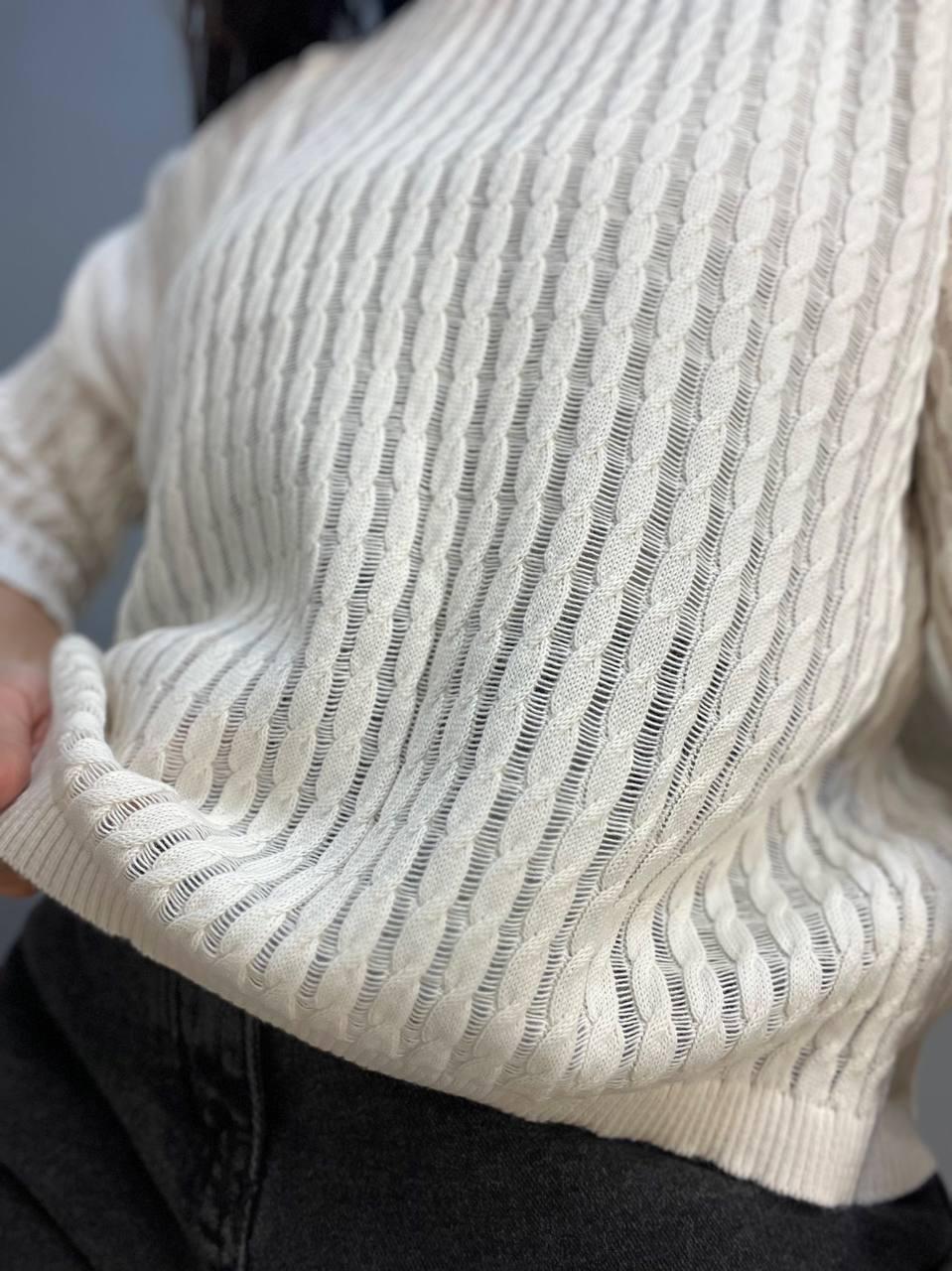 Джемпер женский KARON 10646 полупрозрачный реглан ажурная вязка косичка короткий рукав OS Молочный (1248) - фото 4