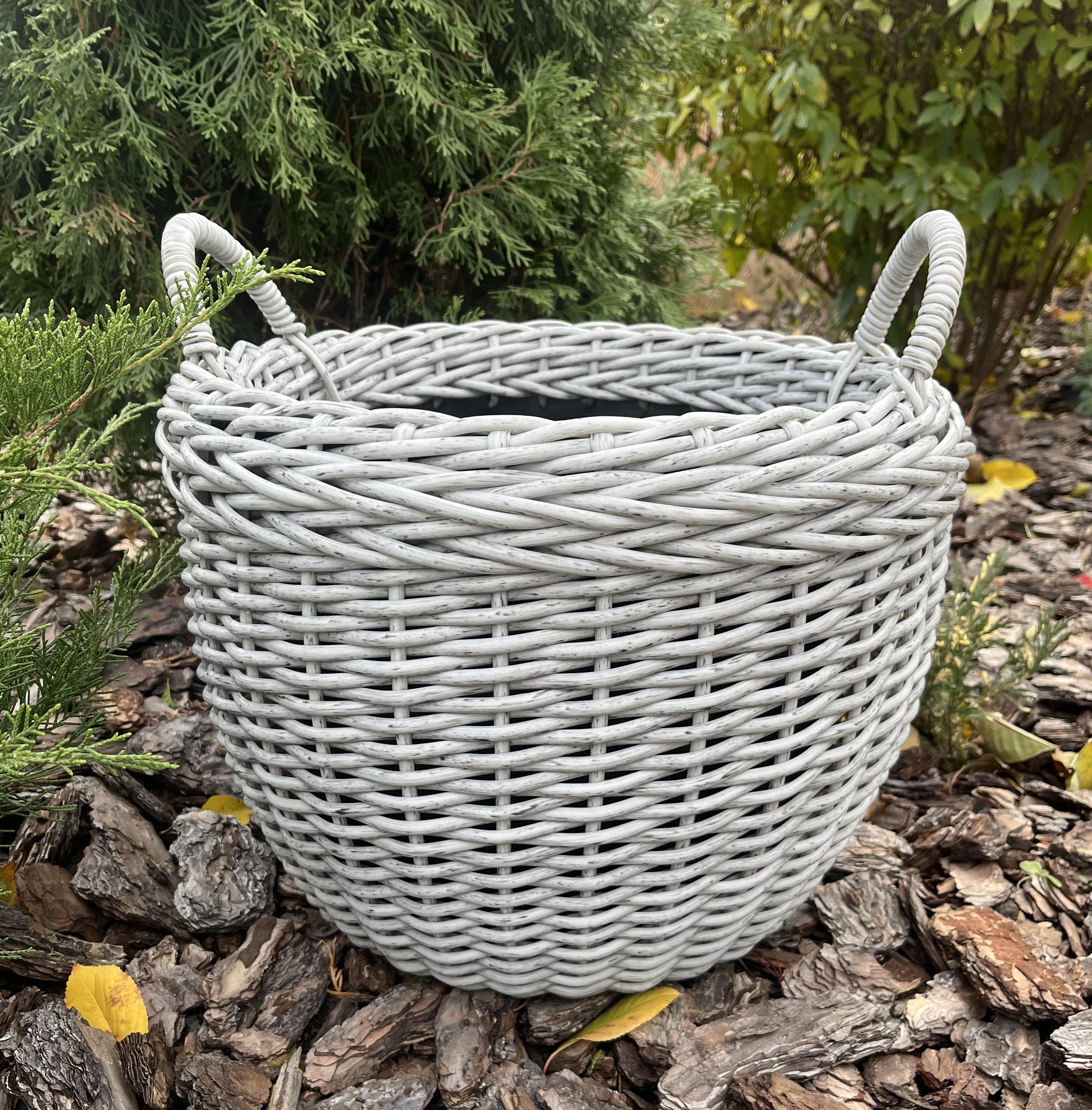 Кашпо для квітів з ручками зі штучного ротанга 20 л Дровник Сіра береза (27922834) - фото 1 Кашпо для квітів з ручками зі штучного ротанга 20 л Дровник Сіра береза (27922834) - фото 1