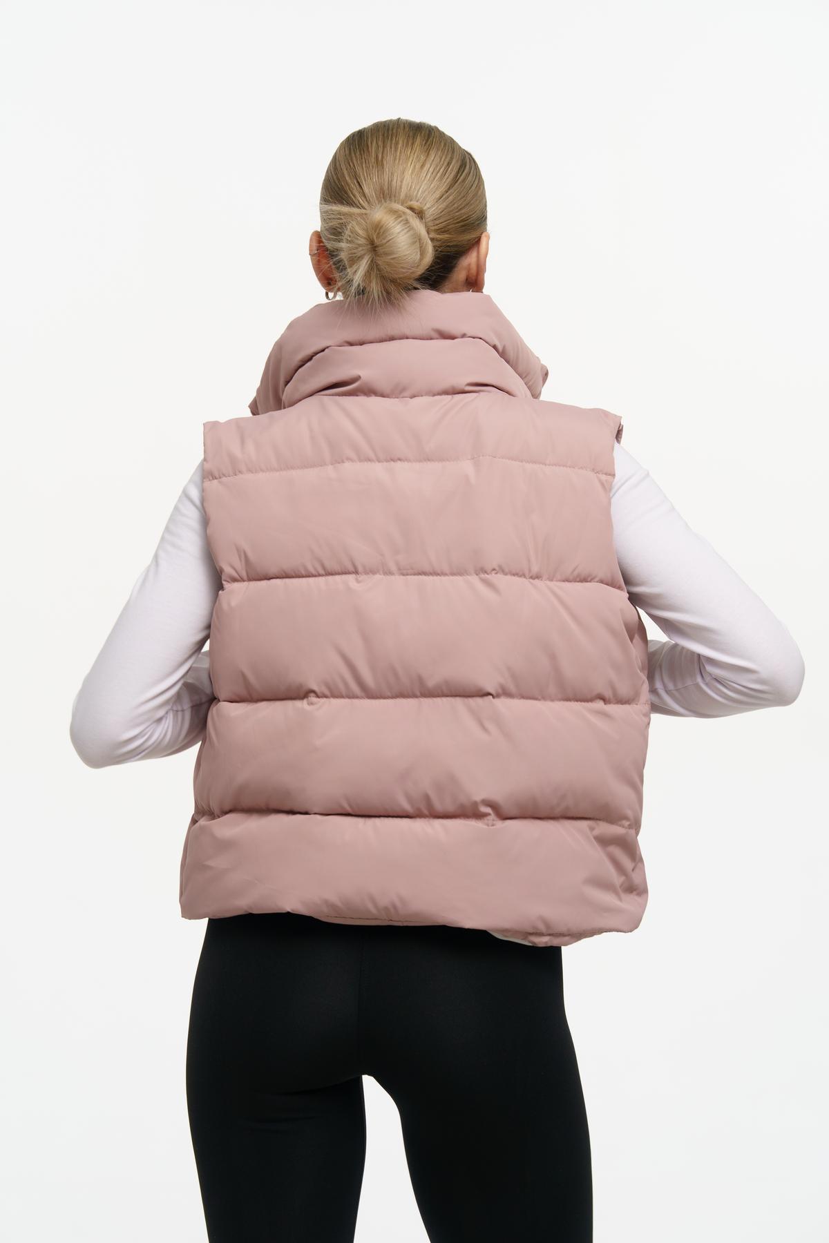 Жилетка жіноча укорочена Intruder Lola з утепленням M-L Пудровий (1343916509/4/2) - фото 7 Жилетка жіноча укорочена Intruder Lola з утепленням M-L Пудровий (1343916509/4/2) - фото 7