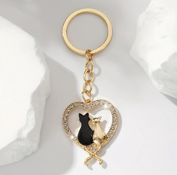 Брелок для ключей Сердце с котами Инь-Янь 3,2х9,7 см (EG0068)