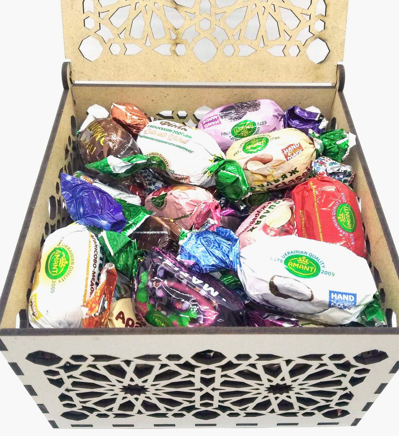 Подарочная коробка деревянная с орнаментом 15х15х10 см - фото 3