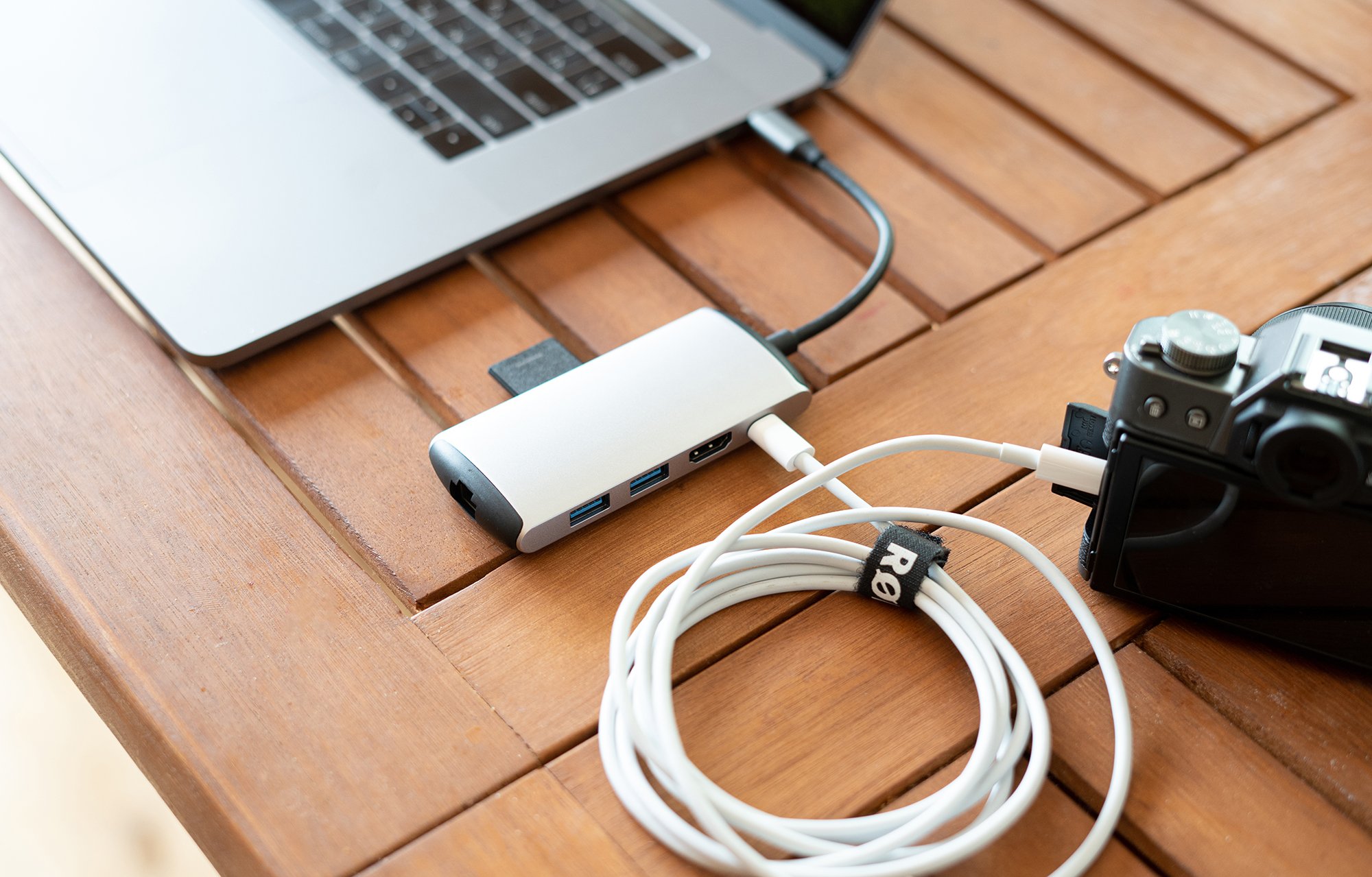 USB-хаб Qitech 8в1 Aluminum  Space Grey (QT-Hub6c) - фото 4