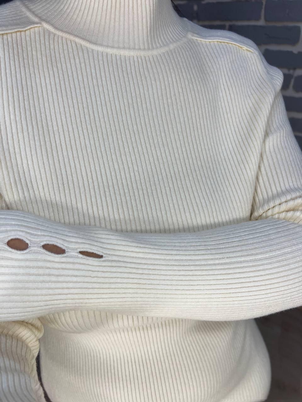 Платье женское ACCORDDREAM 2287 теплая вязка свитер рубчик воротник стойка разрезы миди р. 44-48 Молочный (3090) - фото 2 Платье женское ACCORDDREAM 2287 теплая вязка свитер рубчик воротник стойка разрезы миди р. 44-48 Молочный (3090) - фото 2