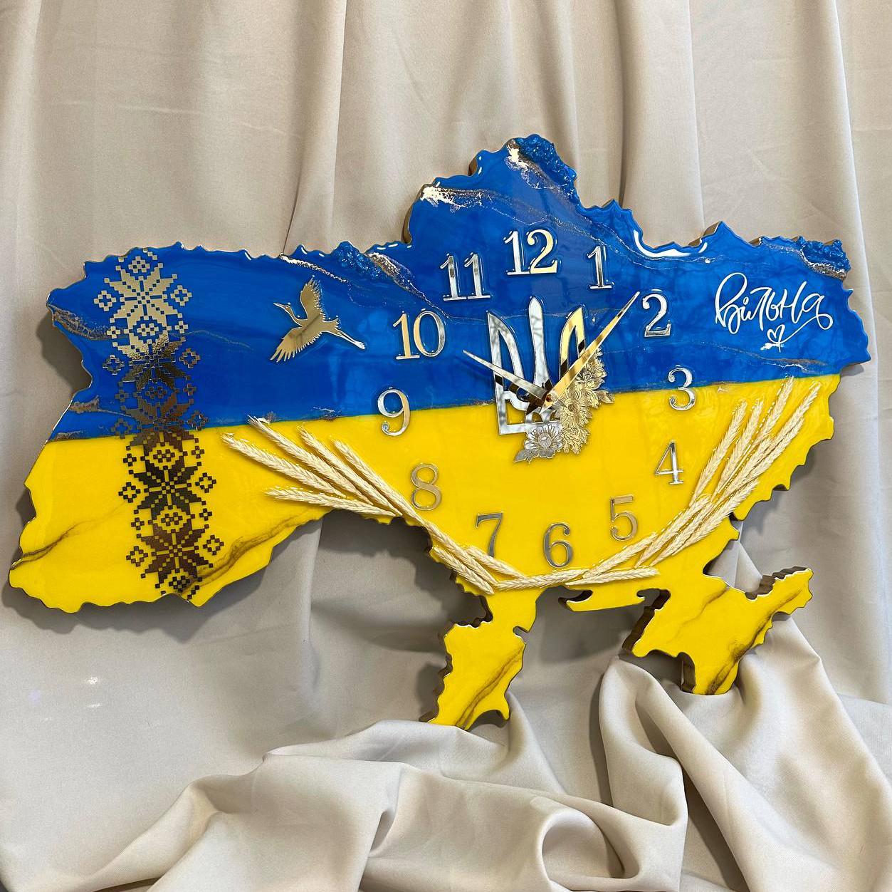 Годинник настінний з епоксидної смоли Карта України 80x53 см