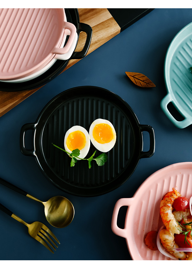 Блюдо з рифленим дном кругле 6740 22 см Чорний (4356277) - фото 4 Блюдо з рифленим дном кругле 6740 22 см Чорний (4356277) - фото 4