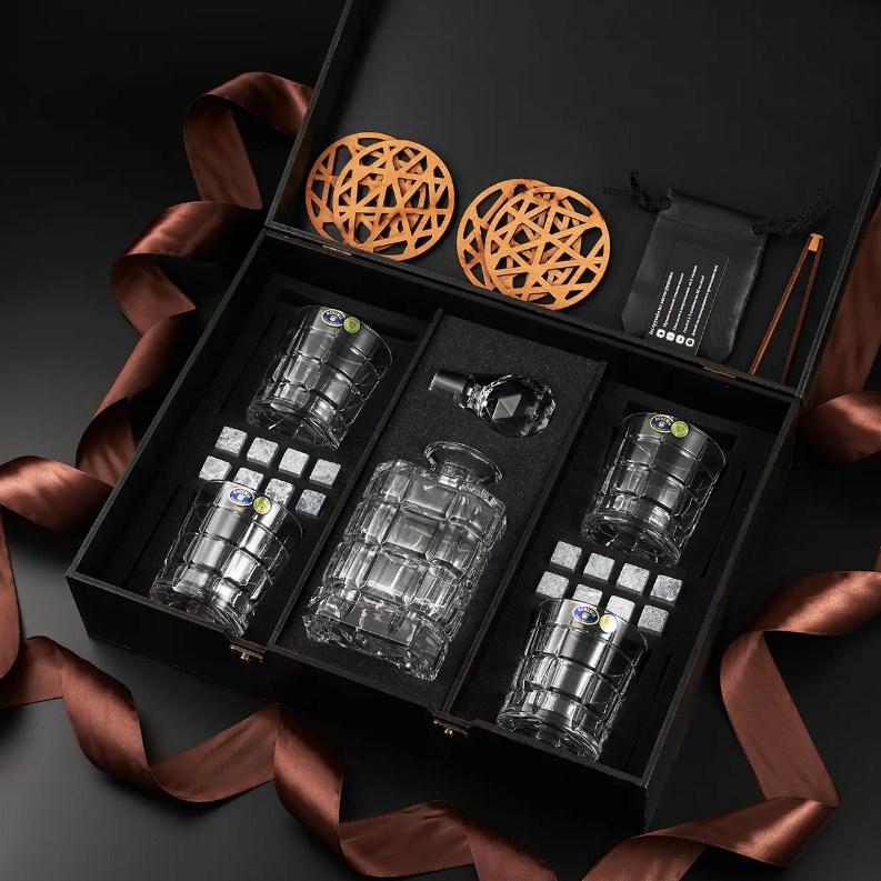 Подарочный набор для алкоголя камни для виски Whiskey Stones 16 шт./4 хрустальных стакана Bohemia Timesquare 320 мл и графин 800 мл - фото 3