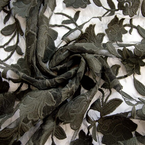 Ткань сетка с вышивкой IDEIA Фрезия 1,2 м Черный (2200004038551)