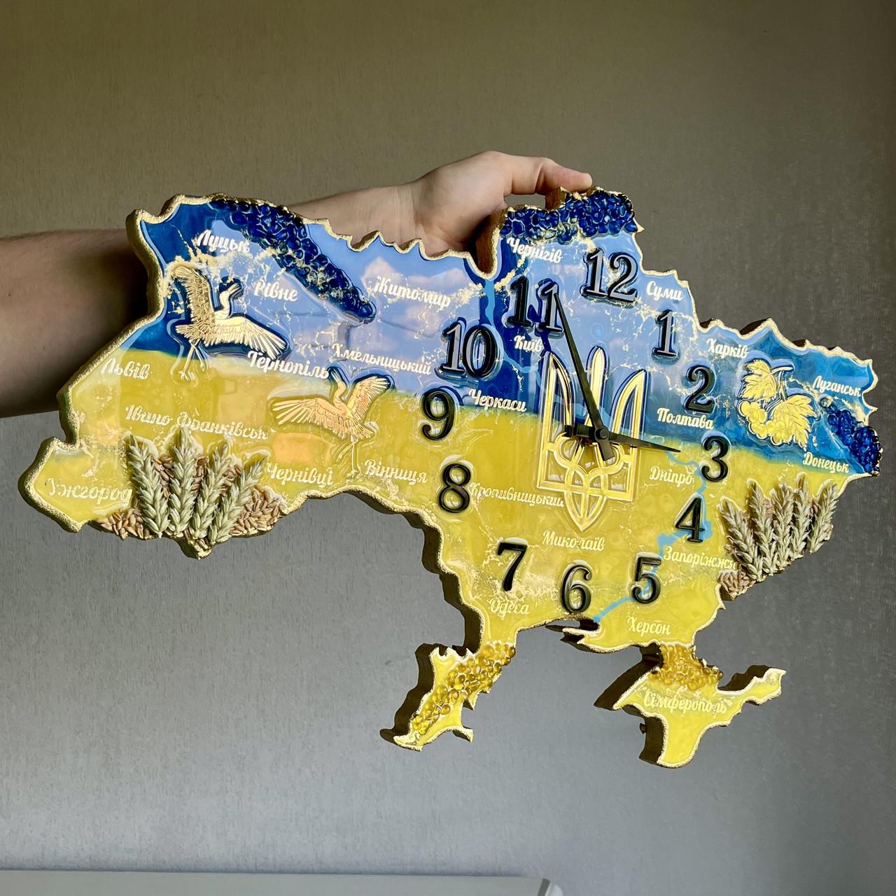 Часы настенные из эпоксидной смолы Карта Украины 50x32 см