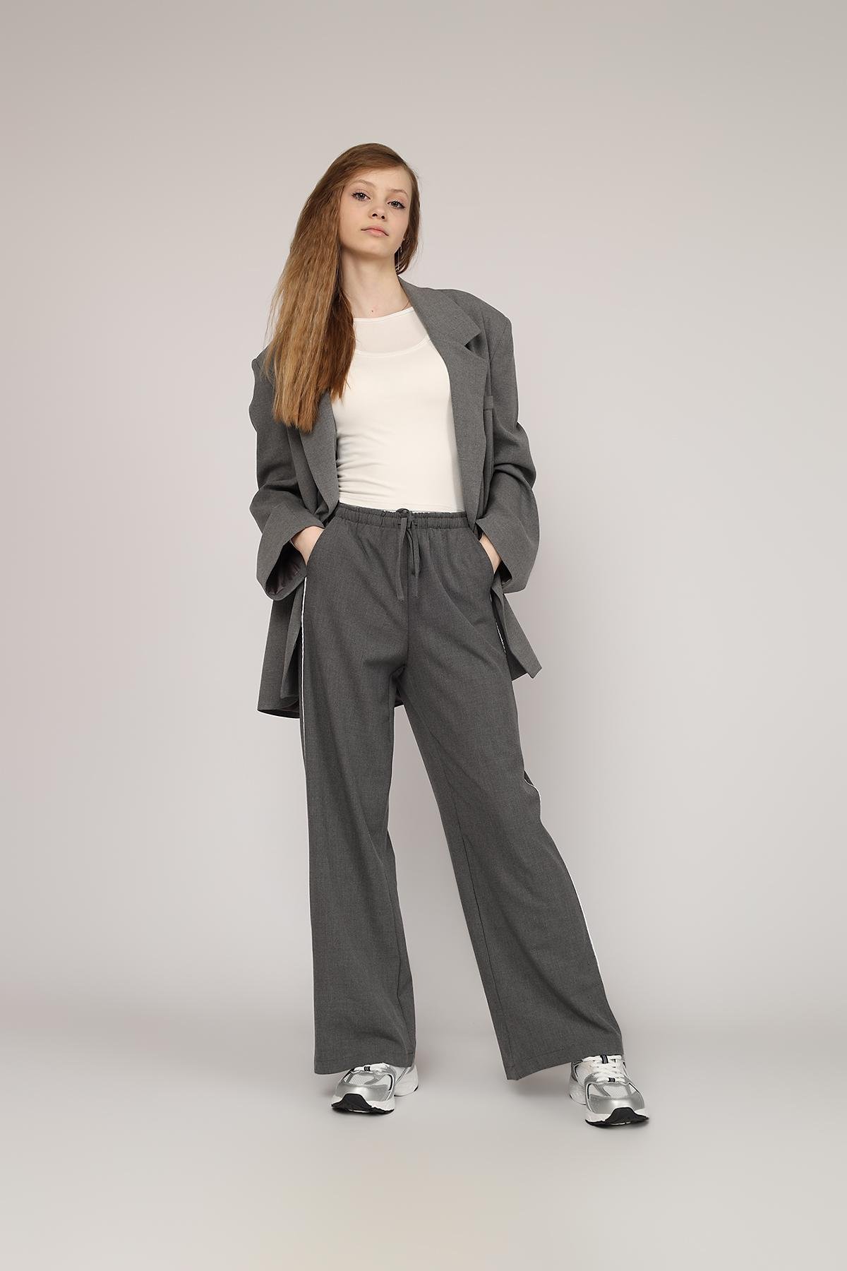 Жакет женский ЦБ-00271850 р. 46 Серый (SKT001049782) Жакет женский ЦБ-00271850 р. 46 Серый (SKT001049782)