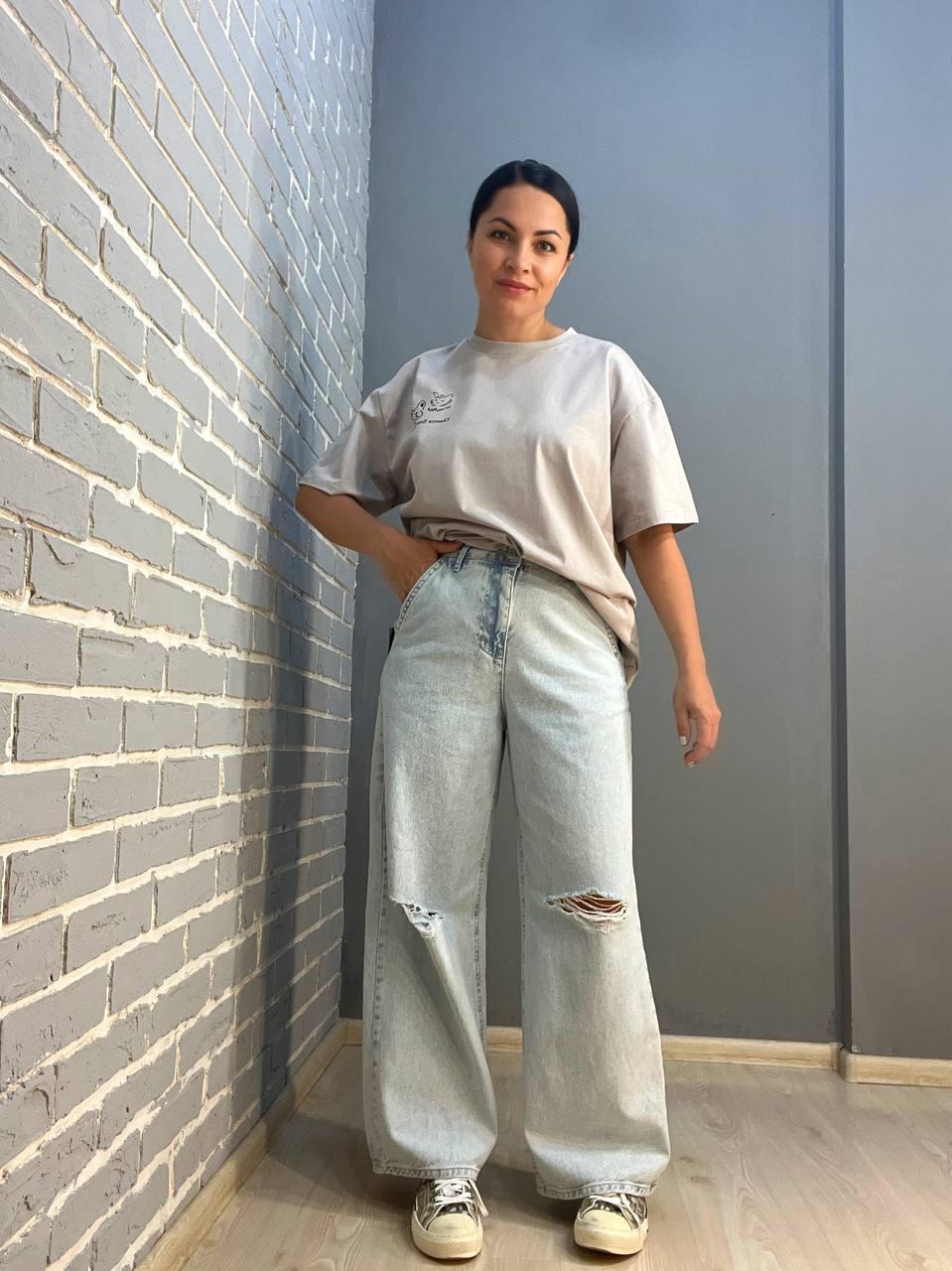 Джинсы женские ITS Basic 3050 Wide Leg косые карманы швы сзади широкие порезы на коленях р. 36 Голубой (2227) - фото 2