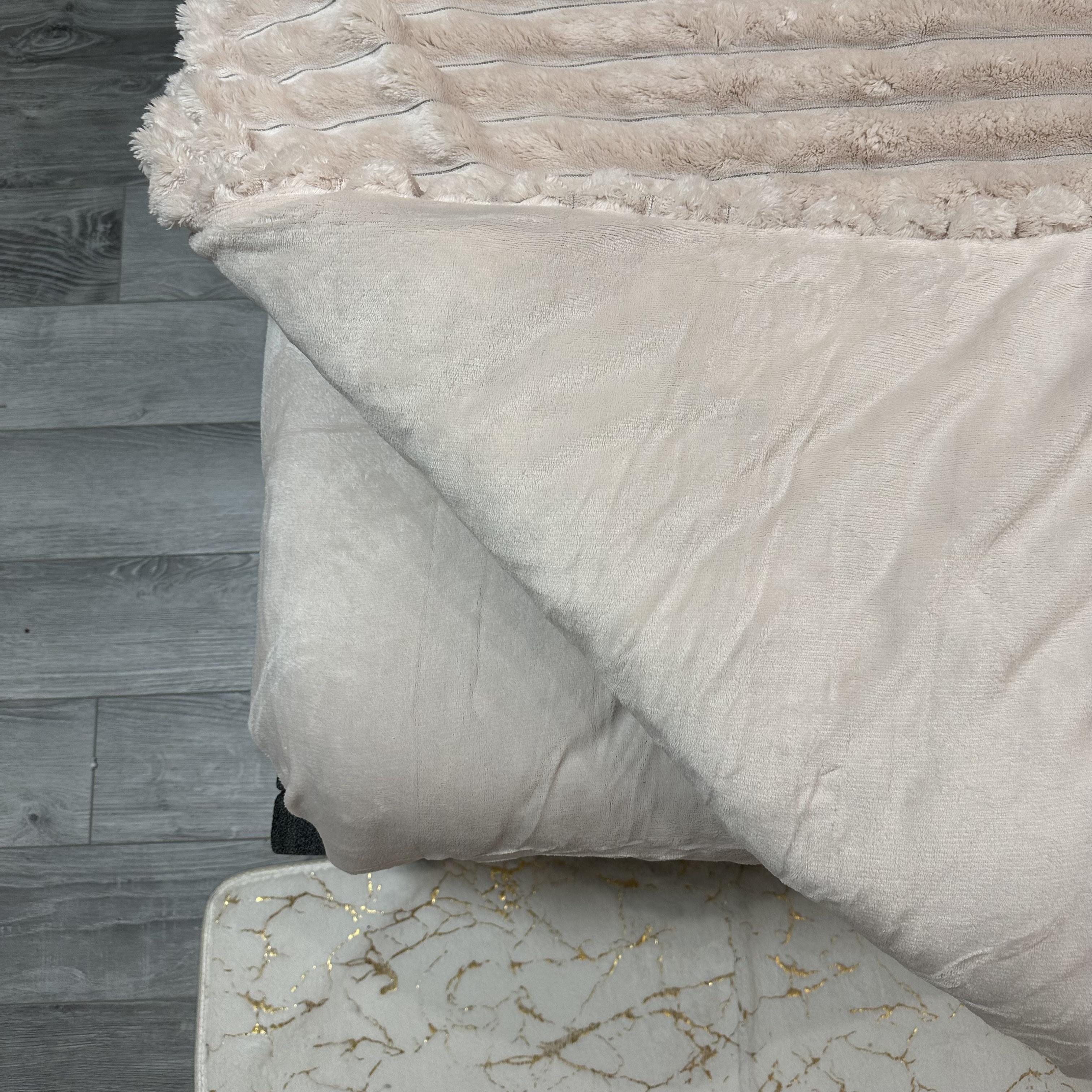 Комплект постільної білизни Шарпей мікрофібра наволочки 50х70 2 шт. Бежевий (29219323) - фото 3 Комплект постільної білизни Шарпей мікрофібра наволочки 50х70 2 шт. Бежевий (29219323) - фото 3