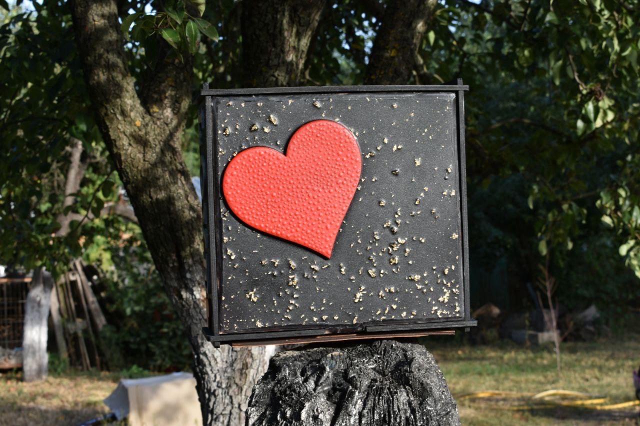 Подарочная коробка Love деревянная с декором из эпоксидной смолы (2351030141) - фото 2 Подарочная коробка Love деревянная с декором из эпоксидной смолы (2351030141) - фото 2