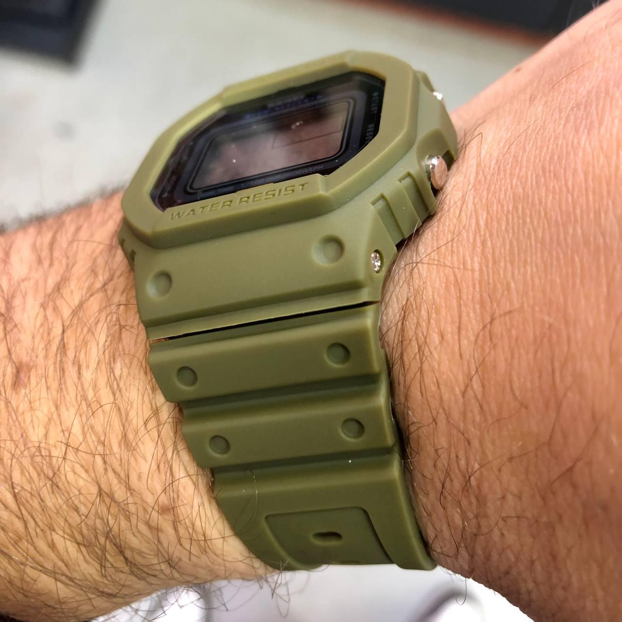 Наручные часы мужские Skmei военные противоударные водонепроницаемые с подсветкой квадратный Зеленый (25166682) - фото 5 Наручные часы мужские Skmei военные противоударные водонепроницаемые с подсветкой квадратный Зеленый (25166682) - фото 5