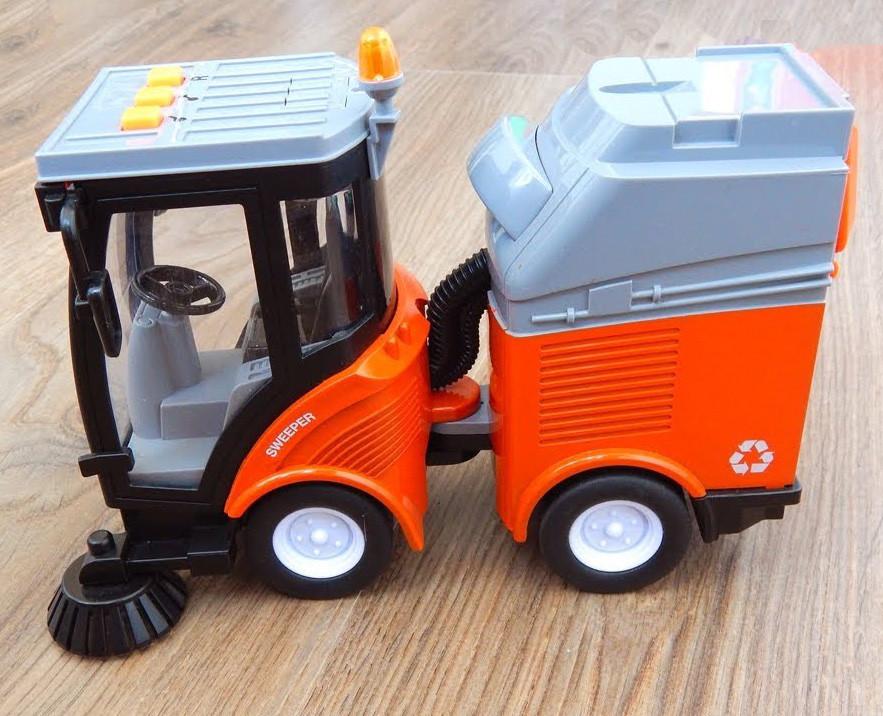Іграшкова техніка WENYI Підмітально-прибиральна 1:16 з контейнером/світло та звук/інерційний (30156527) - фото 7 Іграшкова техніка WENYI Підмітально-прибиральна 1:16 з контейнером/світло та звук/інерційний (30156527) - фото 7