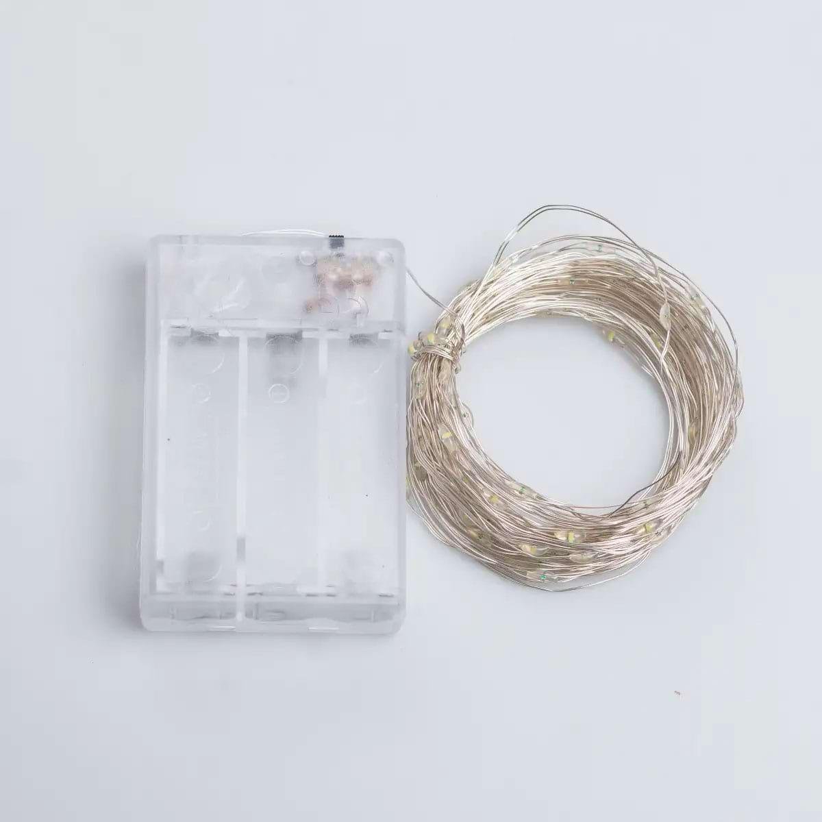 Гирлянда-роса капля на батарейках на 100 LED белый провод 10 м Белый (5317) - фото 1 Гирлянда-роса капля на батарейках на 100 LED белый провод 10 м Белый (5317) - фото 1