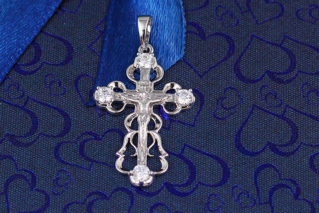 Крестик Xuping Jewelry ажурный с камнями 2,8 см Серебристый