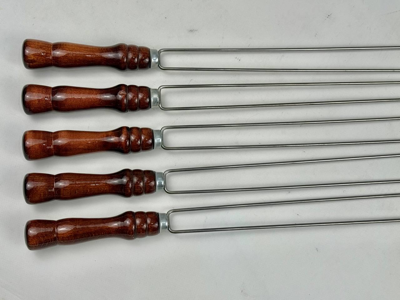 Набор шампуров для овощей из нержавеющей стали с деревянными ручками 5 шт. (21-10-SH-3134) - фото 3 Набор шампуров для овощей из нержавеющей стали с деревянными ручками 5 шт. (21-10-SH-3134) - фото 3