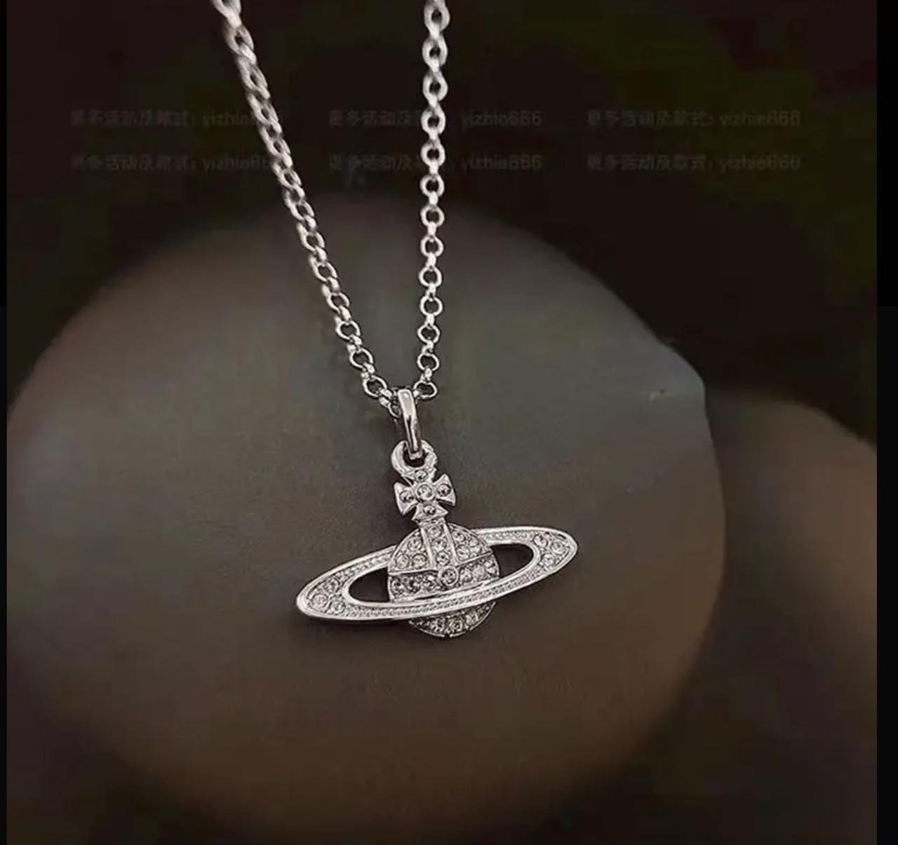 Подвеска женская Vivienne Westwood на шею - фото 6 Подвеска женская Vivienne Westwood на шею - фото 6