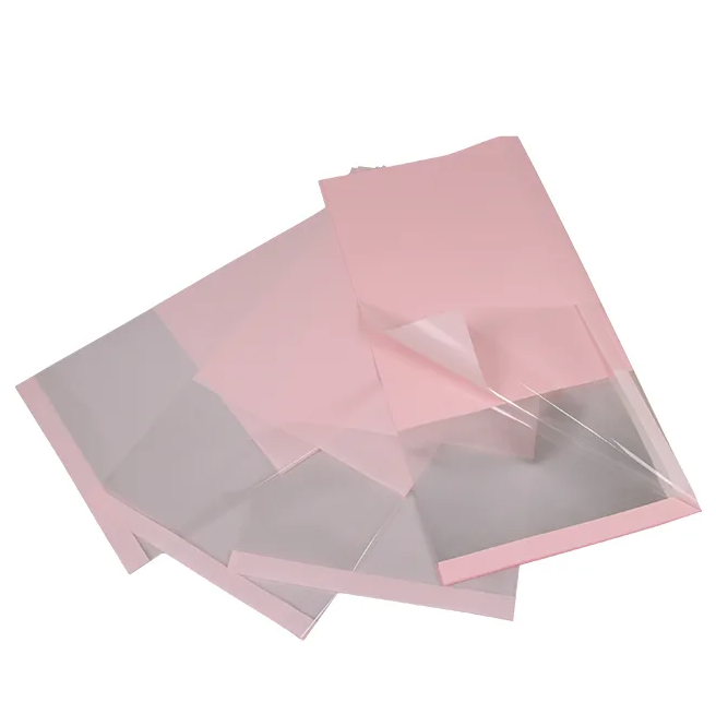 Пленка для цветов Flora 60х60 см с прозрачной полоской 20 шт. (40930)