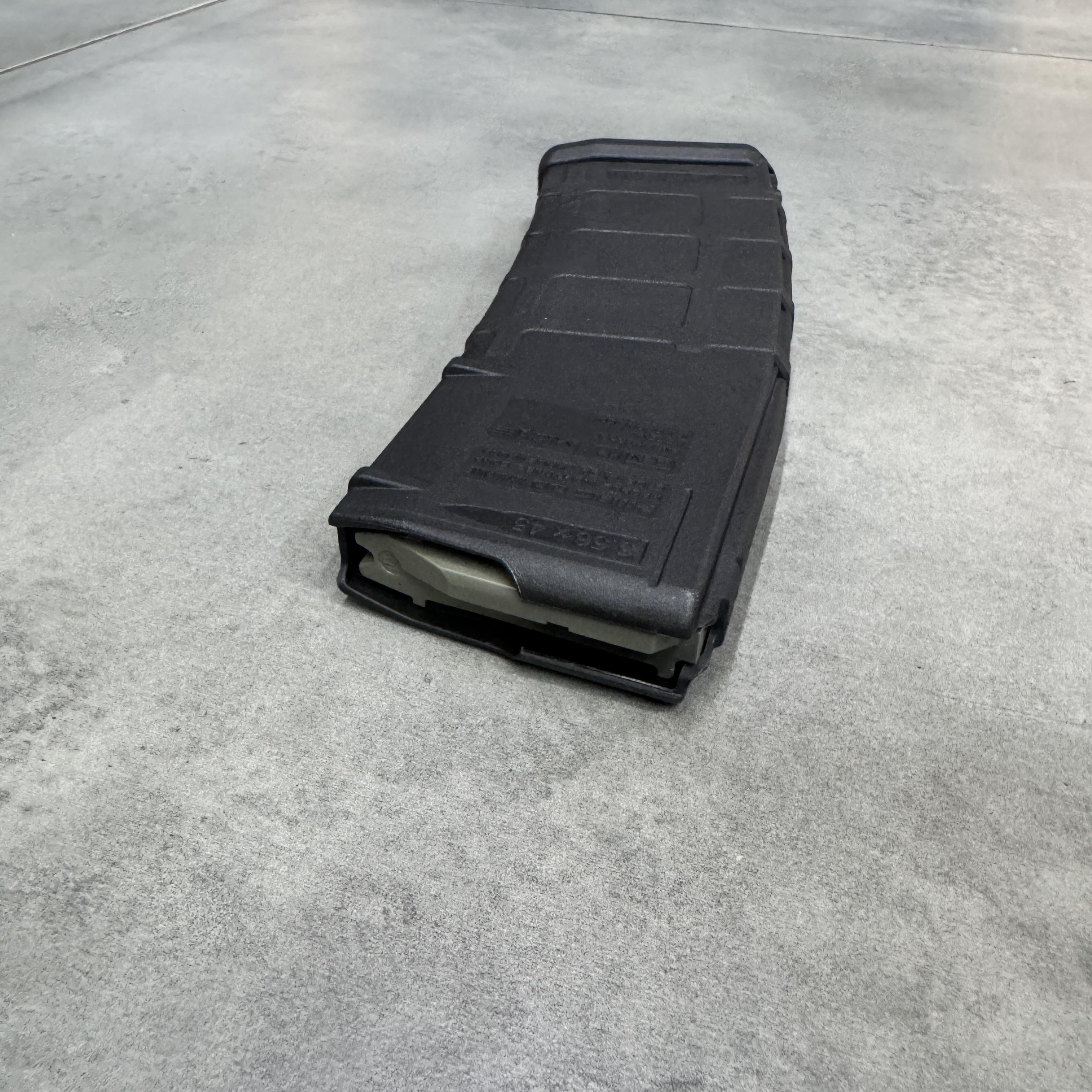 Магазин Magpul для AR15 PMAG 30 AR/M4 GEN M2 MOE 5.56x45 Чорний (MAG571) - фото 2 Магазин Magpul для AR15 PMAG 30 AR/M4 GEN M2 MOE 5.56x45 Чорний (MAG571) - фото 2