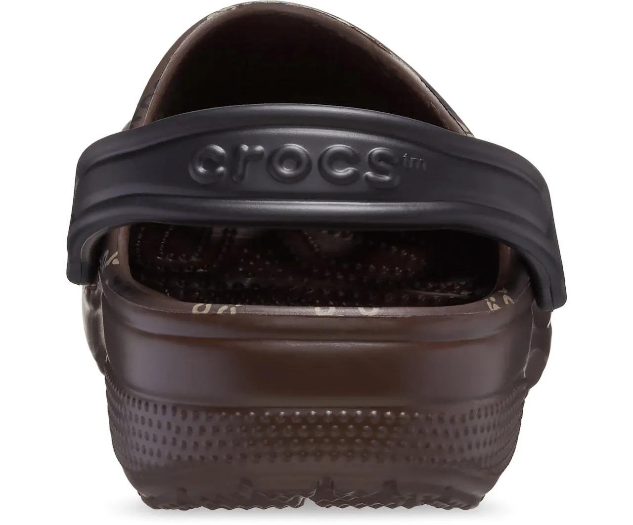 Сабо Crocs Classic Logo Pattern Clog 210806 M8W10 р. 41/26,5 см Coffee (18966288) - фото 5