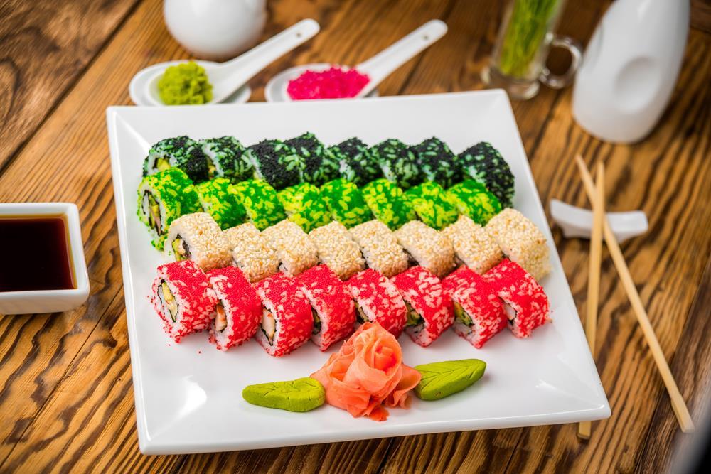 Картина на холсте Суши 50х70 см (Q137)