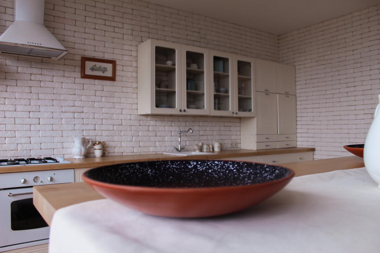 Блюдо глиняное Рождественское зима d 30 см ручной работы - фото 4 Блюдо глиняное Рождественское зима d 30 см ручной работы - фото 4