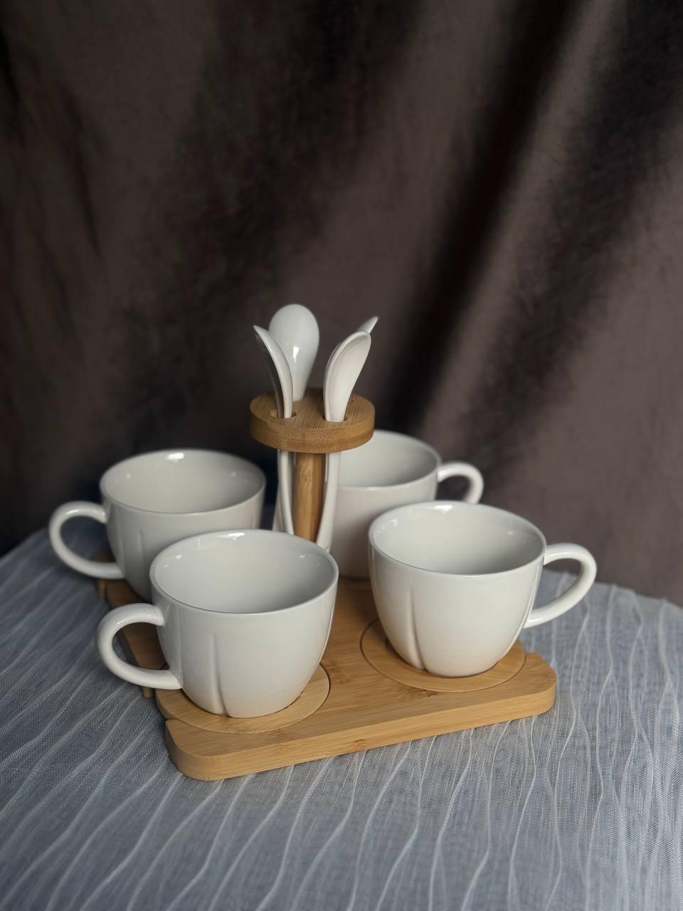 Набор кружок керамических Elisey Английское чаепитие на бамбуковой подставке 200 мл 13 предметов Белый (4004-001)