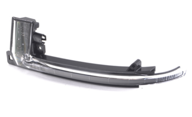 Указатель поворота AVTM Audi A3/A4/A5/S5/A6/A8 B8 2007-2010/Q3 2011 левый в зеркале (8K0949101E)