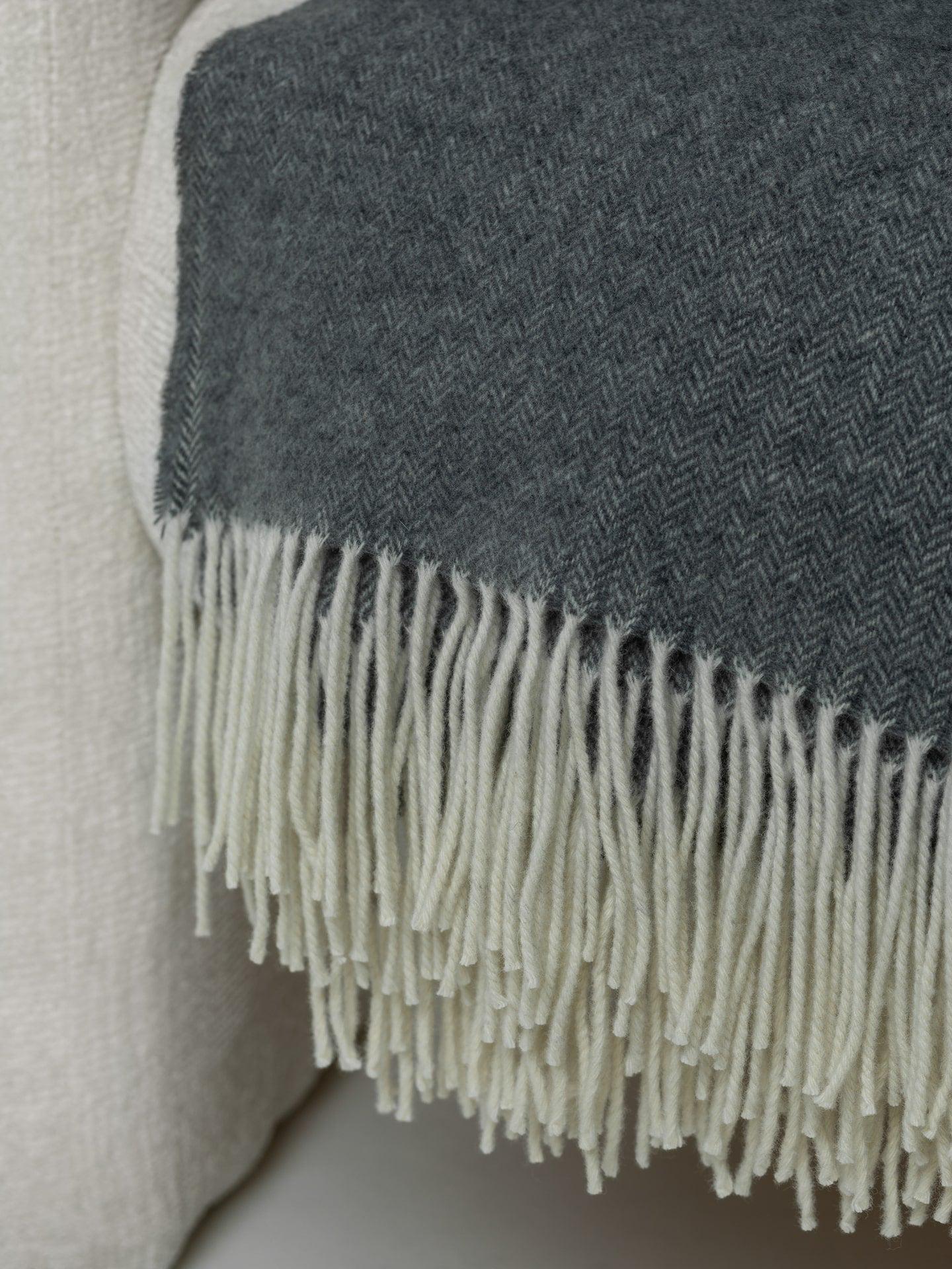 Плед кашемировый Leglo Merino 200x140 см Серый - фото 3 Плед кашемировый Leglo Merino 200x140 см Серый - фото 3