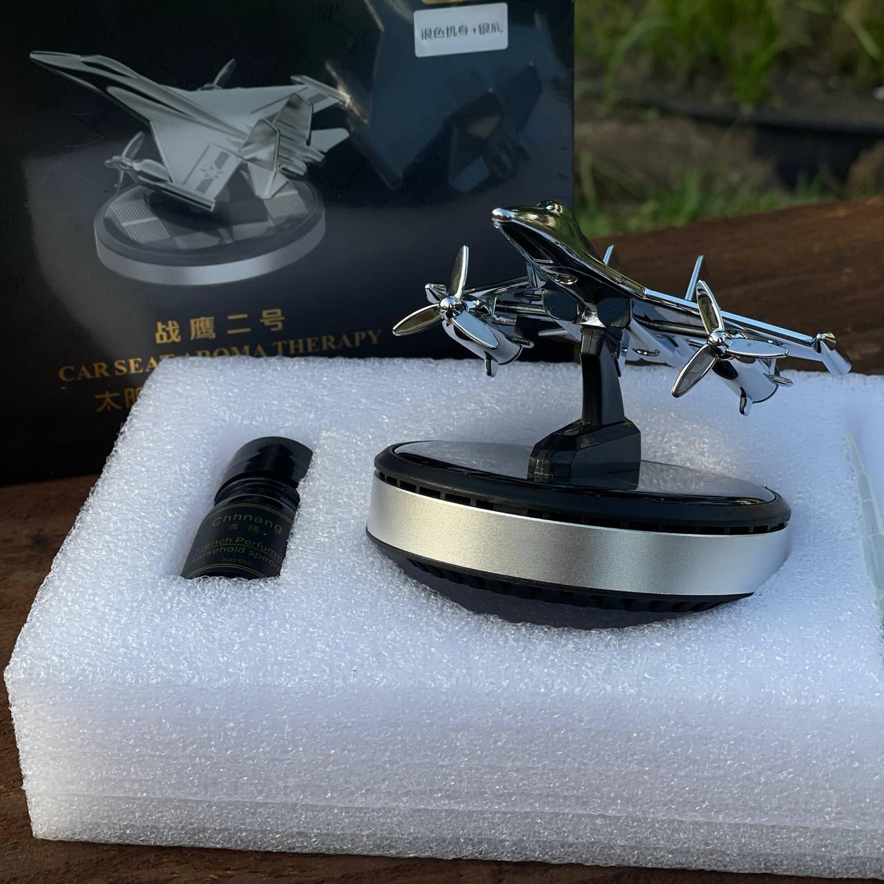 Ароматизатор автомобільний літак на сонячних елементах Сірий - фото 5 Ароматизатор автомобільний літак на сонячних елементах Сірий - фото 5