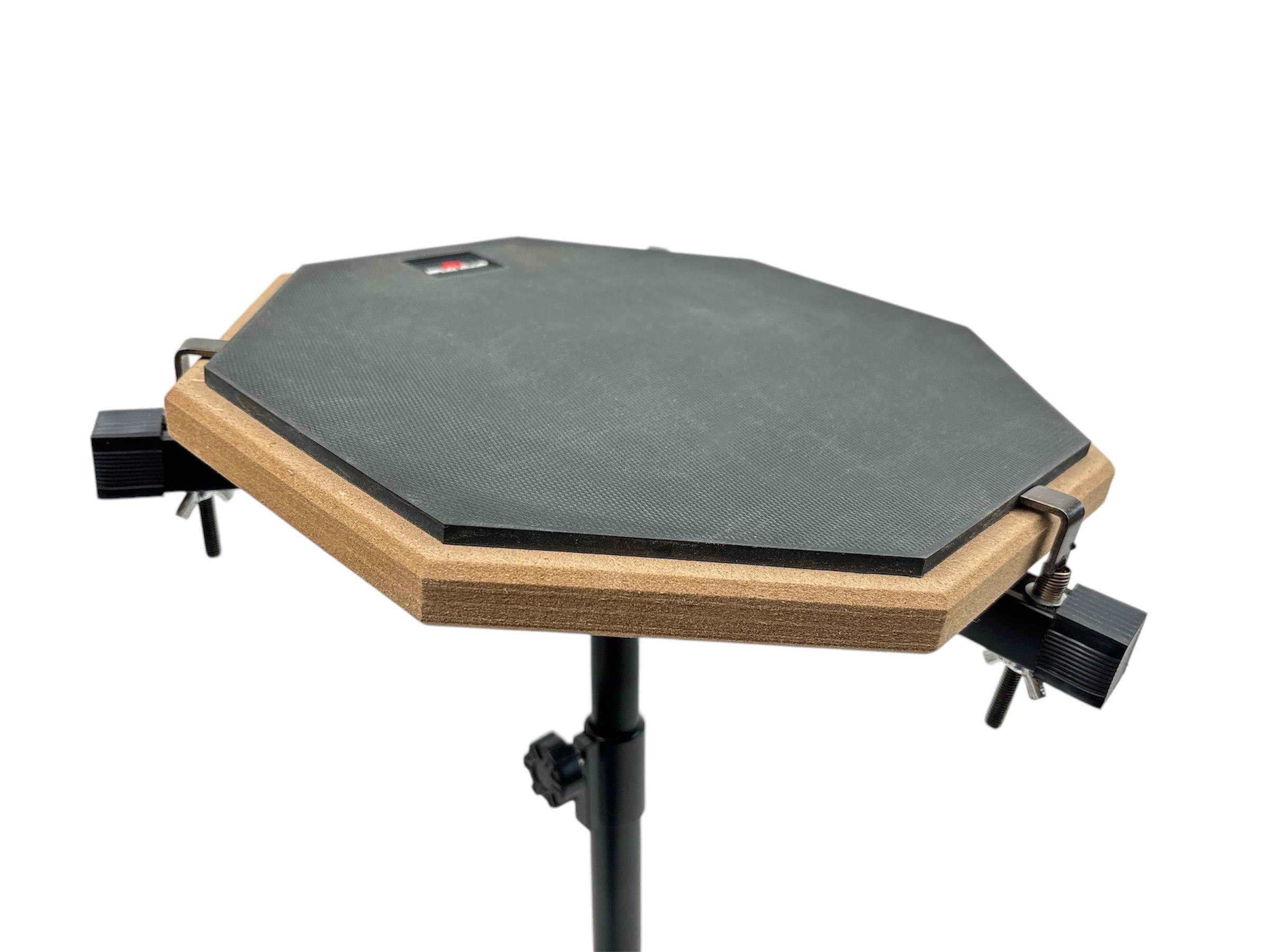 Пед барабанный со стойкой Drum Club pad тренировочный 30 см Black - фото 2 Пед барабанный со стойкой Drum Club pad тренировочный 30 см Black - фото 2