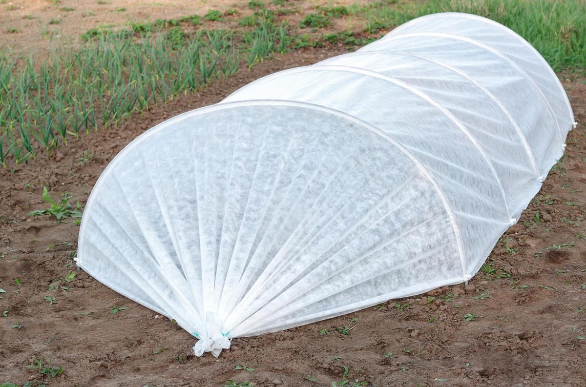 Агроволокно Shadow сменное для парника 8 м 42 г/м² - фото 5 Агроволокно Shadow сменное для парника 8 м 42 г/м² - фото 5