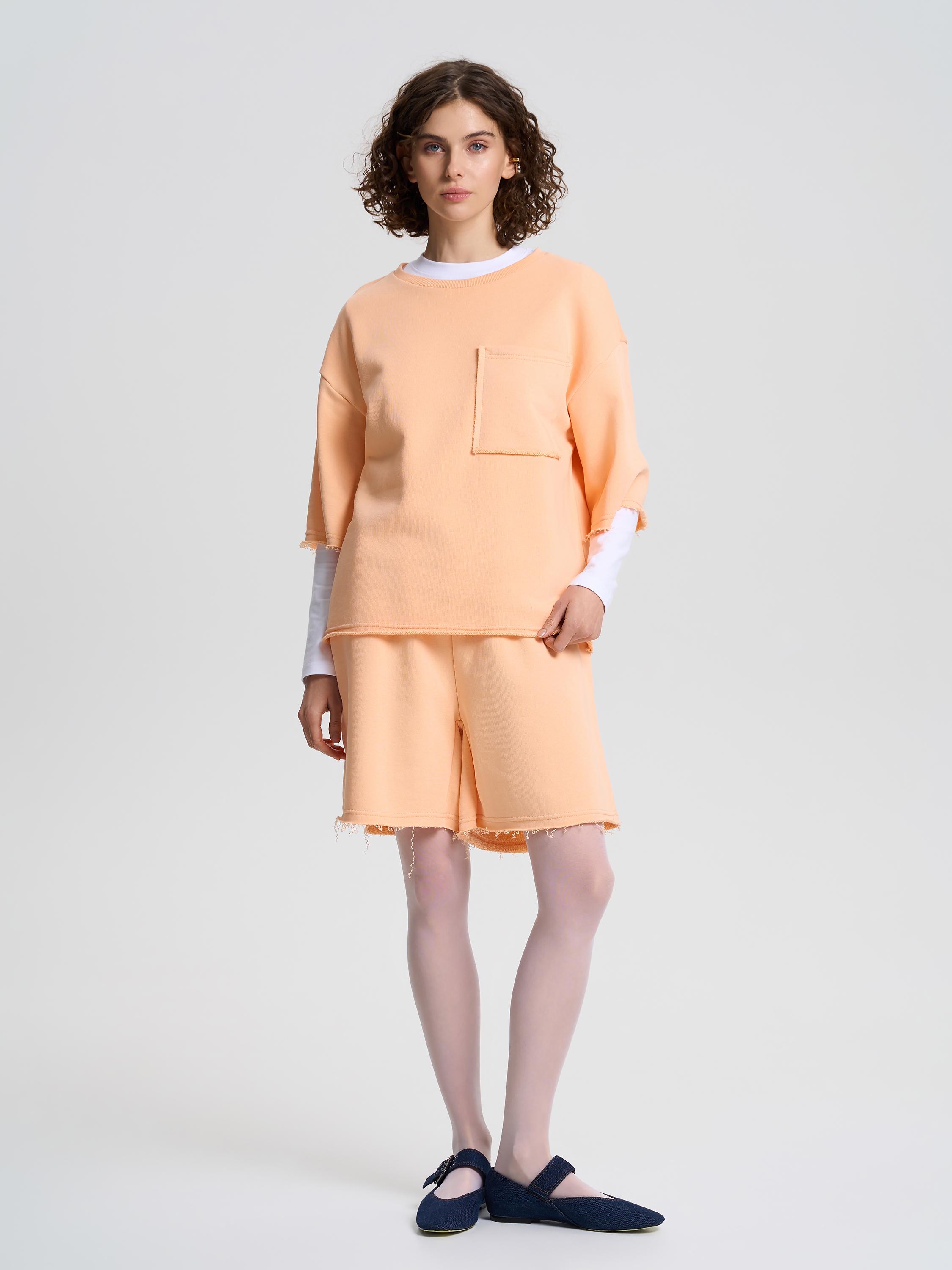 Футболка жіноча щільна з необробленим краєм ROZA 240607 XL Персиковий (4824005717840) - фото 2