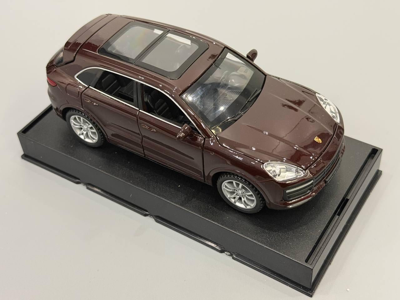 Машина Автомир Porsche Cayenne инерционная металл 15 см 1:32 Коричневый (AP-1739)