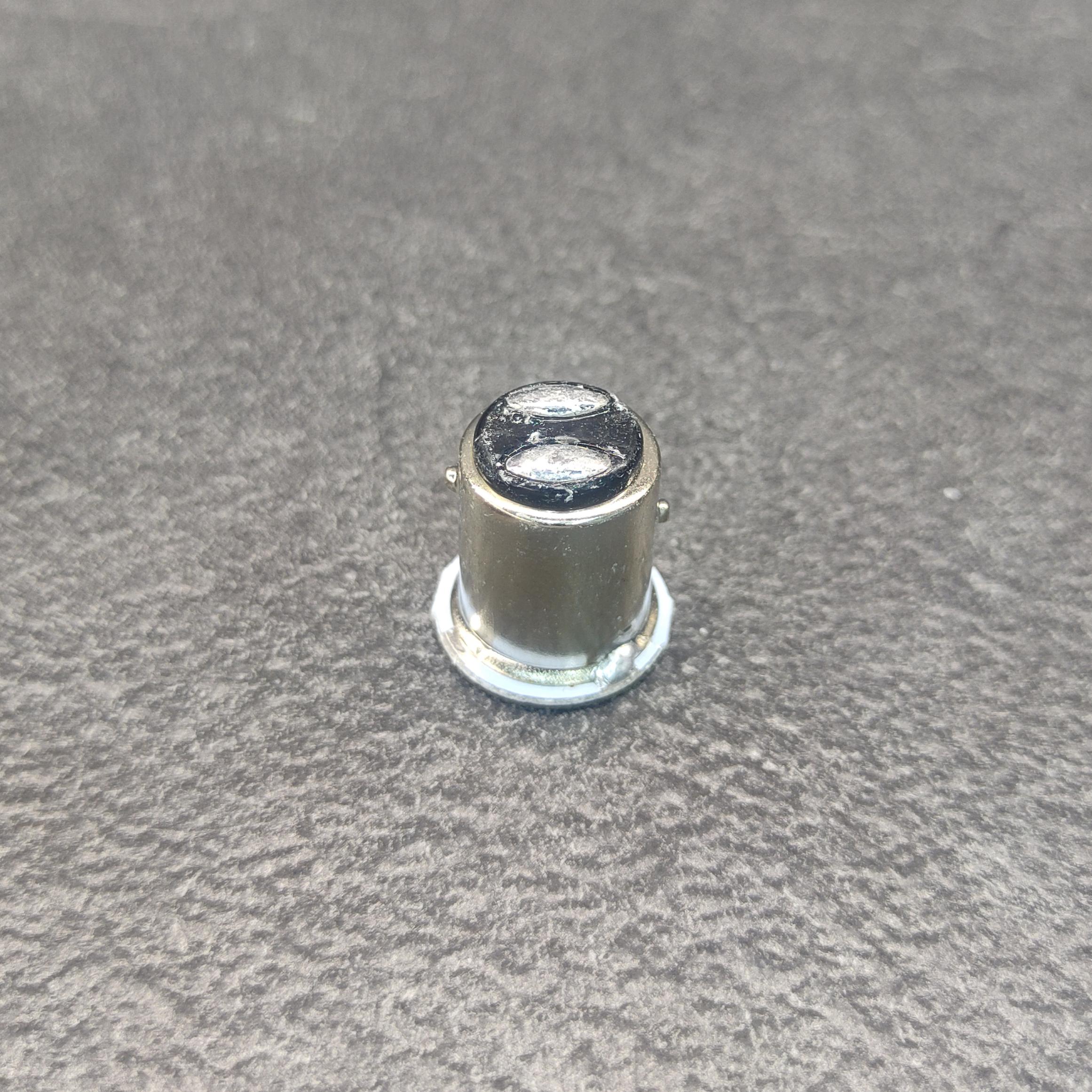 Автолампа Bay15d 1157 P21/5W 22SMD LED Красный (539STORE3) - фото 3 Автолампа Bay15d 1157 P21/5W 22SMD LED Красный (539STORE3) - фото 3