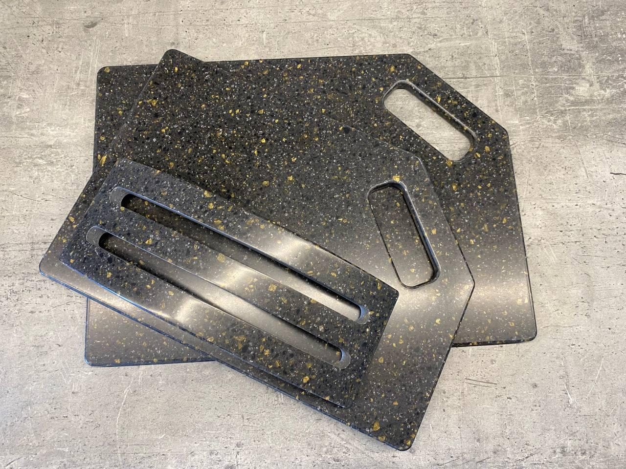 Набор кухонных досок Gold Leaf из искусственного акрилового камня 2 шт. (23853406) - фото 2 Набор кухонных досок Gold Leaf из искусственного акрилового камня 2 шт. (23853406) - фото 2