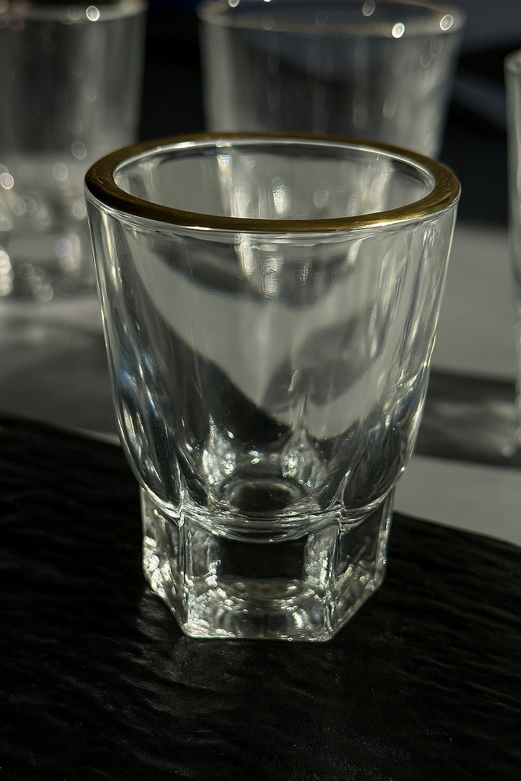 Набор рюмок Тюльпан 70 мл 6 шт. Прозрачный (102-827) Набор рюмок Тюльпан 70 мл 6 шт. Прозрачный (102-827)