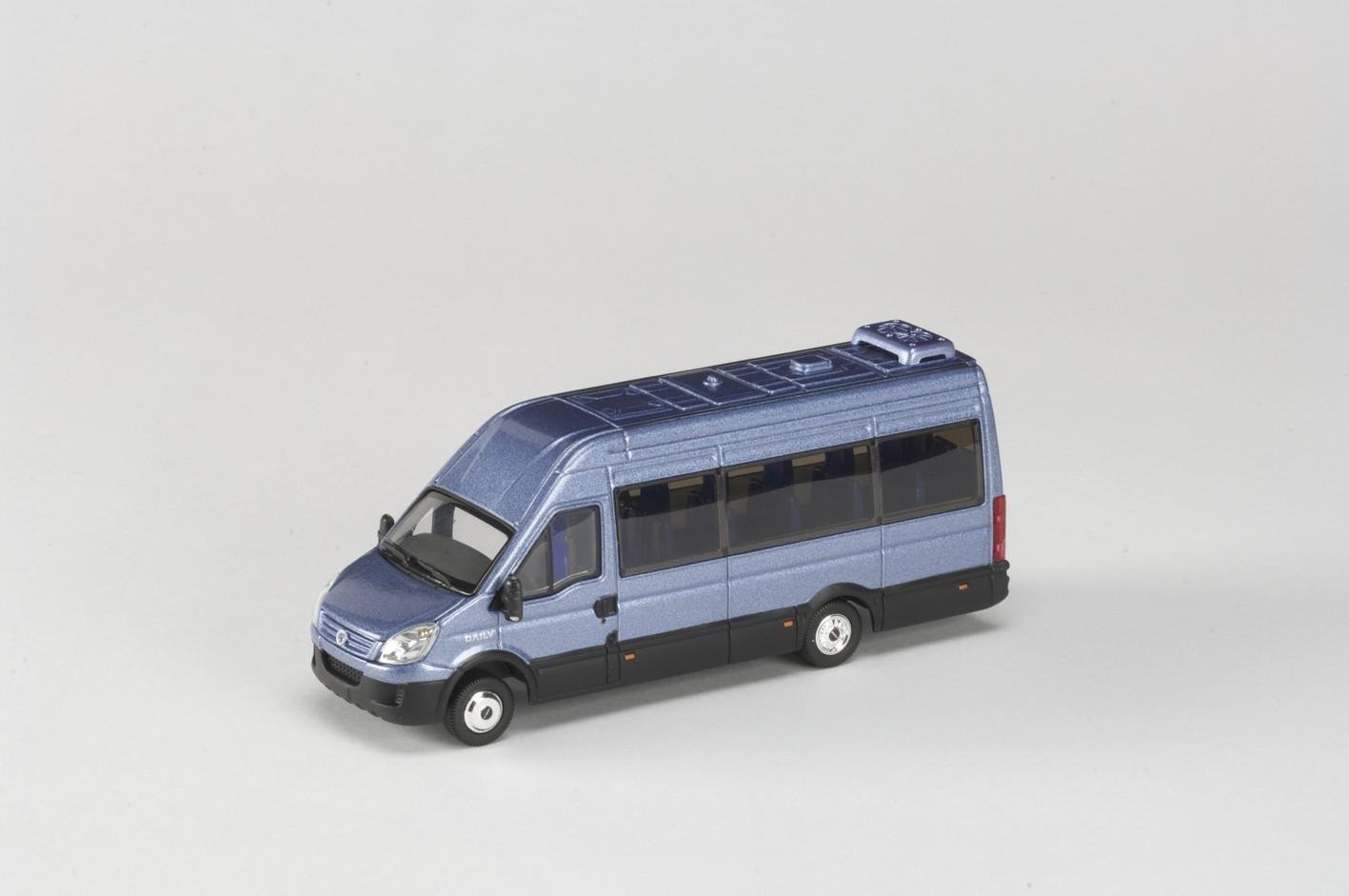 Мікроавтобус Iveco Minibus Bleu